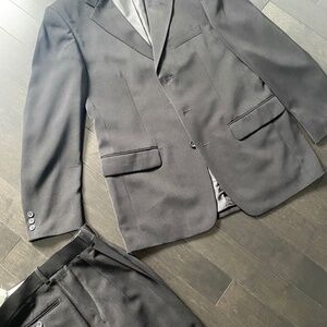 Protocol Men's Suit with Dress Pants